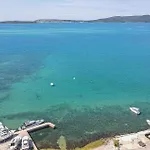 Beach Front Home In Sibenik-Brodarica * Razine