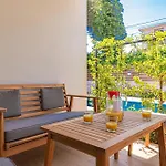 Beach Front Home In Sibenik-Brodarica *
