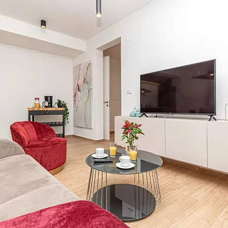 Tatil Evi Beautiful In Sibenik-brodarica