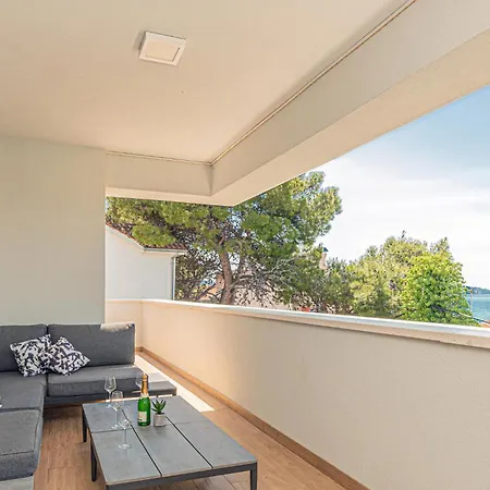 Ferienhaus Beautiful In Sibenik-brodarica