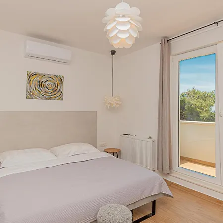 Beautiful In Sibenik-brodarica Ferienhaus *