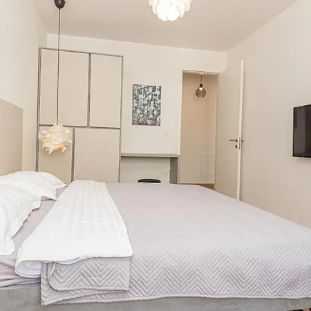 Beautiful In Sibenik-brodarica Razine