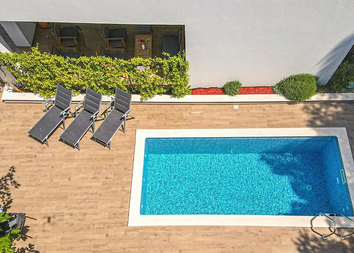 Tatil Evi Beautiful In Sibenik-brodarica