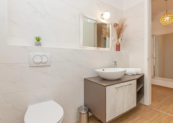 Tatil Evi Beautiful In Sibenik-brodarica *