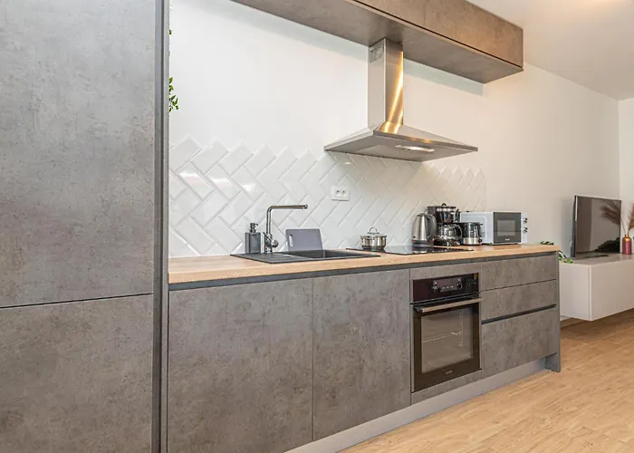 別荘 Beautiful In Sibenik-brodarica Ražine