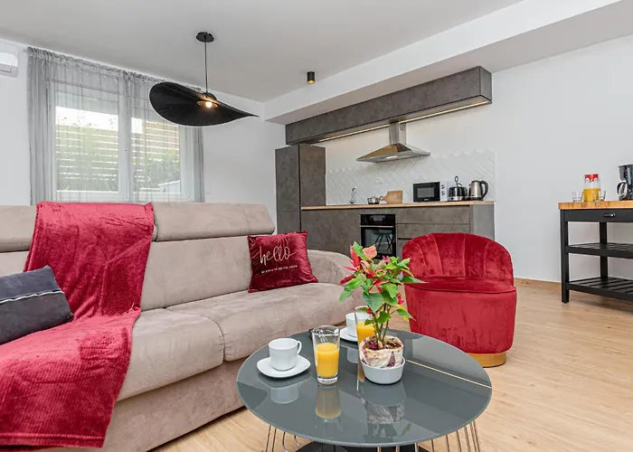 Beautiful In Sibenik-brodarica * Razine