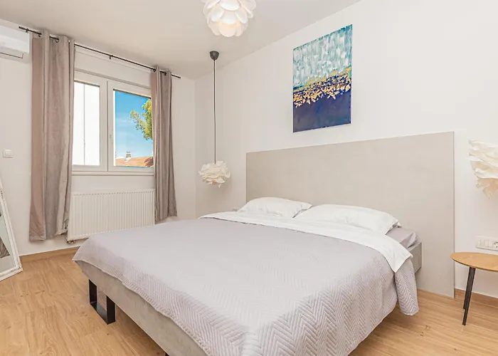 Tatil Evi Beautiful In Sibenik-brodarica