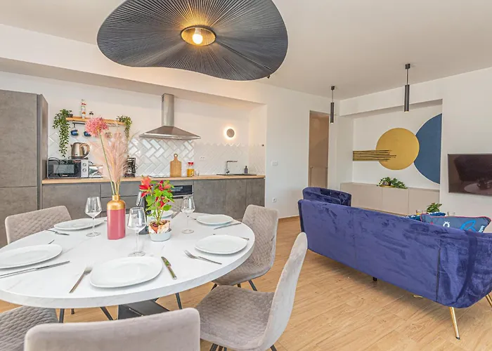 Beautiful In Sibenik-brodarica *